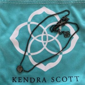 Kendra Scott necklace